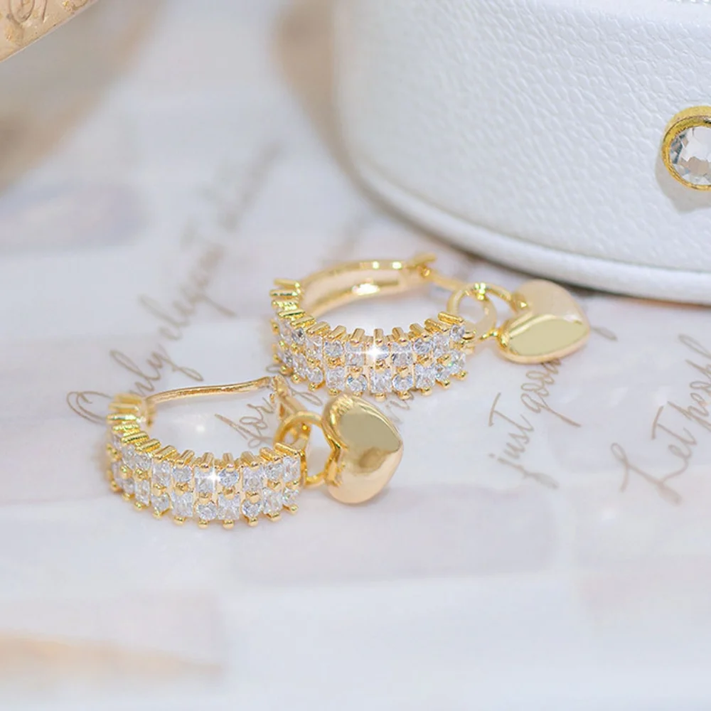 ❤️14k gold diamond earrings❤️ - Picture 1 of 9